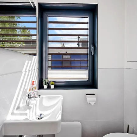 Floatinghouse Aquamarin - Lp4 Holiday home Hoexter